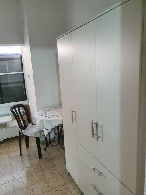 2 Bedroom Apartment In Batiya Makov Shared Rooms Rechovot 外观 照片